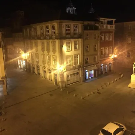 Apartamento, Praca Dom Duarte 8, Viseu, Portugal *