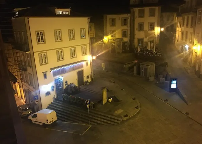 Apartamento, Praca Dom Duarte 8, Viseu, Portugal *