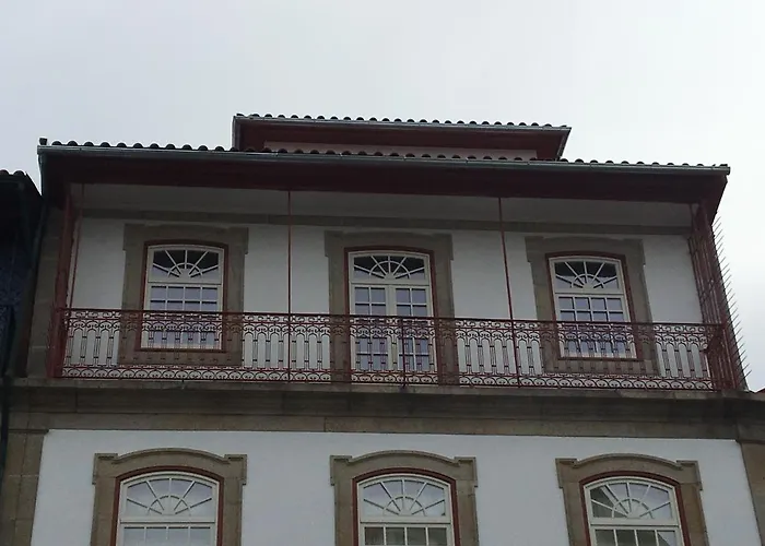 Apartamento, Praca Dom Duarte 8, Viseu, Portugal דירה *