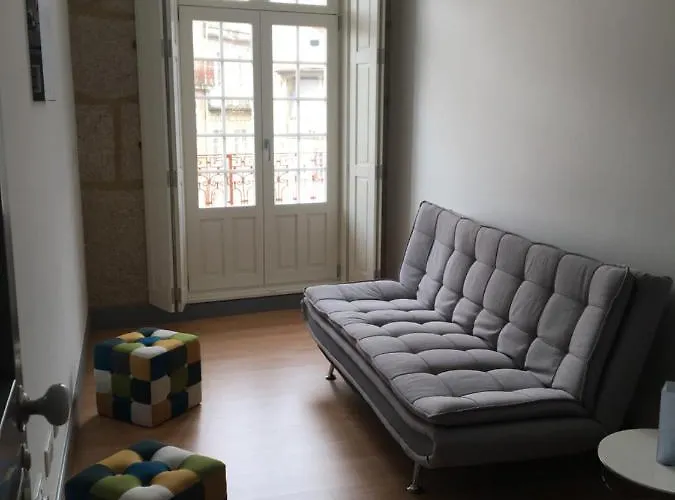 Apartamento, Praca Dom Duarte 8, Viseu, Portugal *